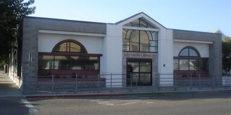 Rio Vista Library is Open