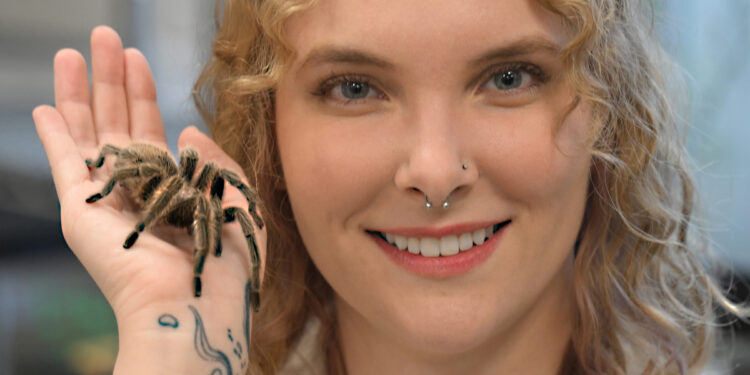 Bohart Museum to Celebrate Eight-Legged Encounters